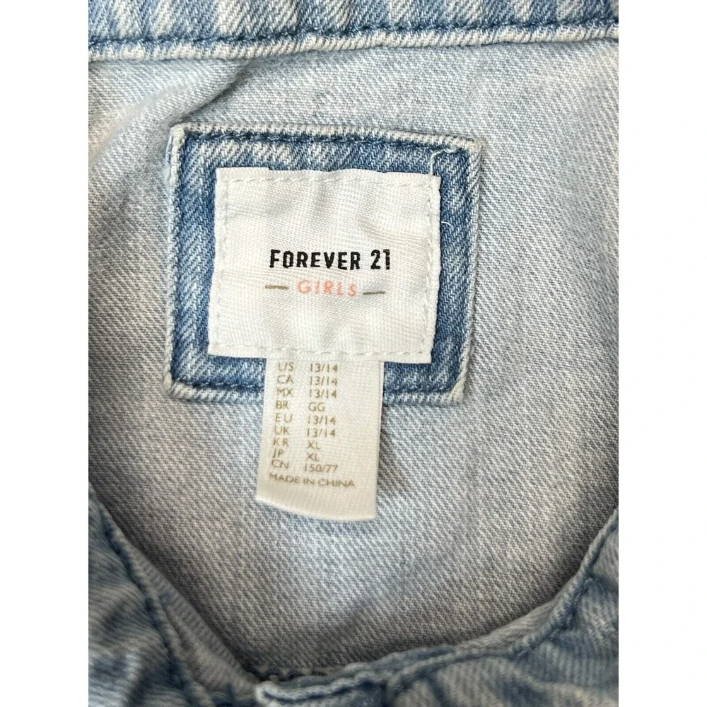Forever 21‎ Denim Jacket Girls 13/14 Light Blue Excellent Distressed Jean Coat